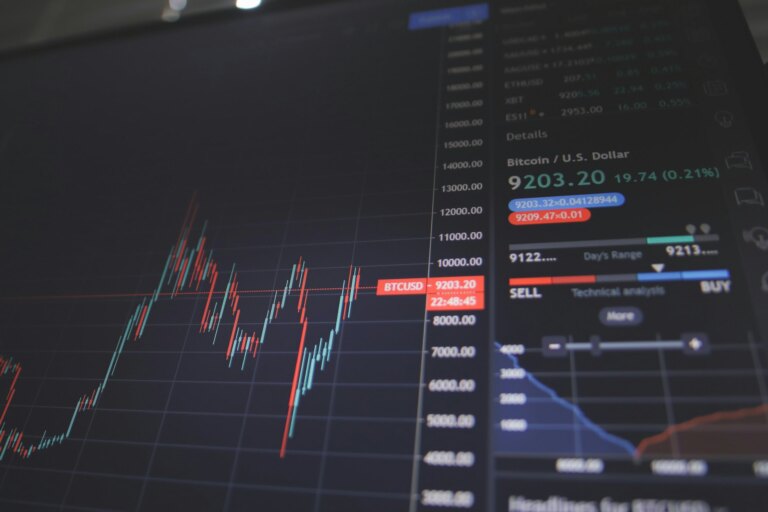 Financial records that only travel forward: a ConnexONE pattern for transaction integrity
